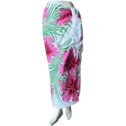 Sarong - 003 - Bloemen roze van Om Namaste - Pareo Saunadoek Wikkeljurk