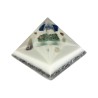 Orgonite piramide gevuld met Aventurijn en Lapis Lazuli