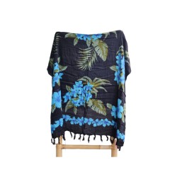 Om Namaste Sarong - 634 - Blauwe Bloemen op Zwart