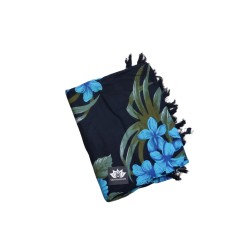 Om Namaste Sarong - 634 - Blauwe Bloemen op Zwart