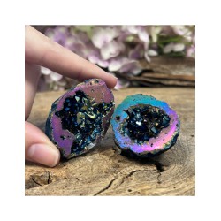 Bergkristal geode regenboogkleur (synth) 2,5 - 5 cm